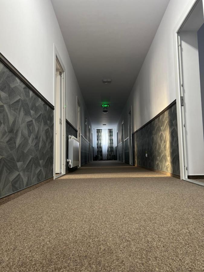 Stef Rooms Tirgu Frumos Luaran gambar