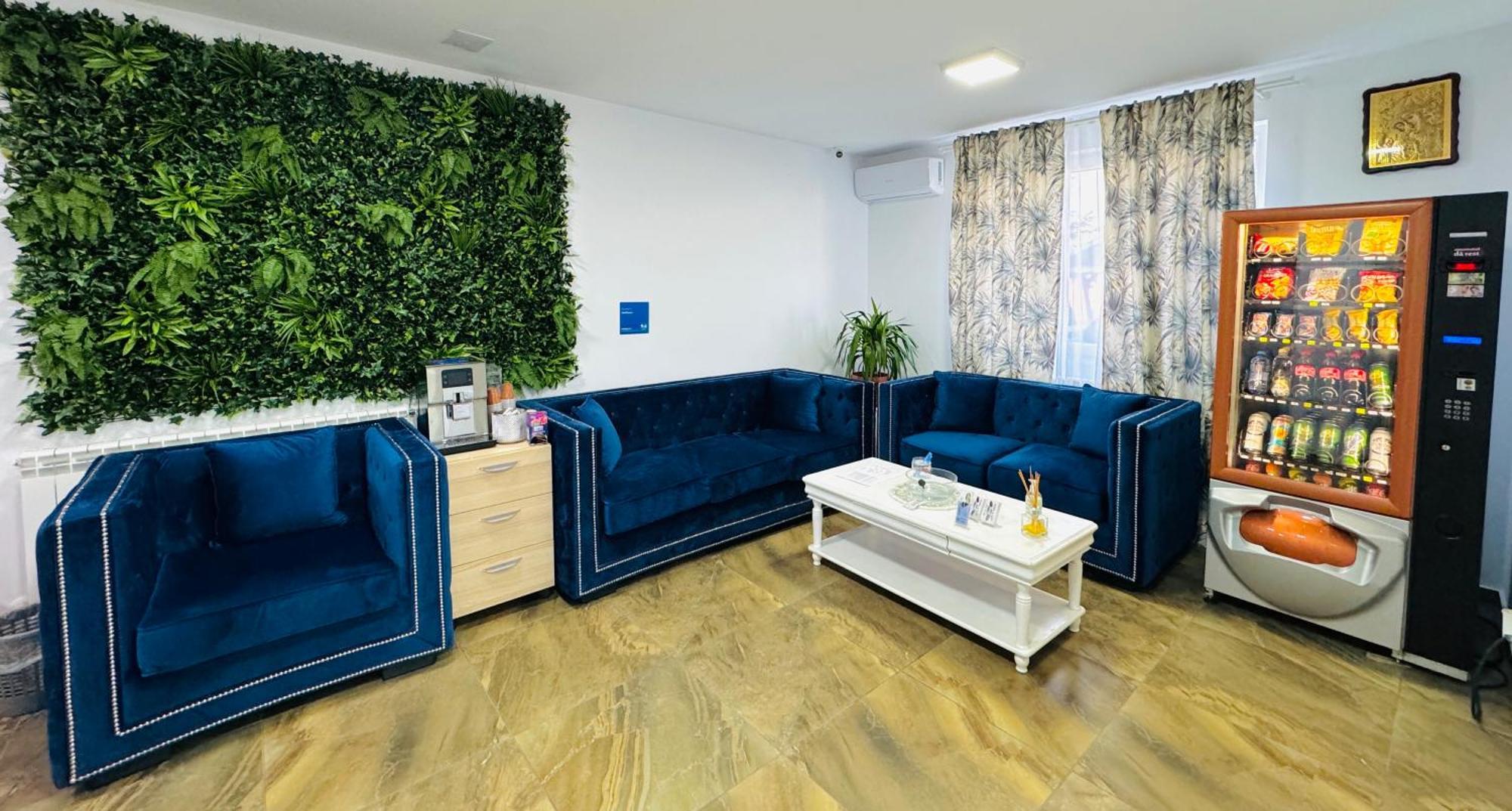 Stef Rooms Tirgu Frumos Luaran gambar